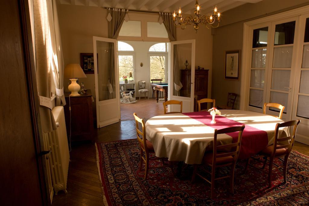 Bed and Breakfast Le Manoir De Crisolles Esterno foto