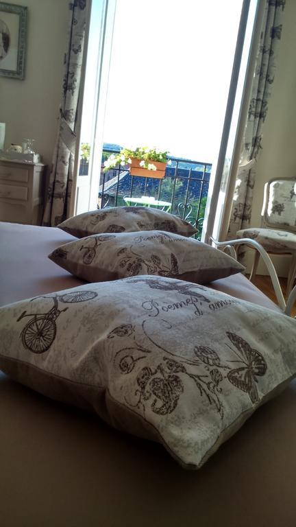 Bed and Breakfast Le Manoir De Crisolles Esterno foto