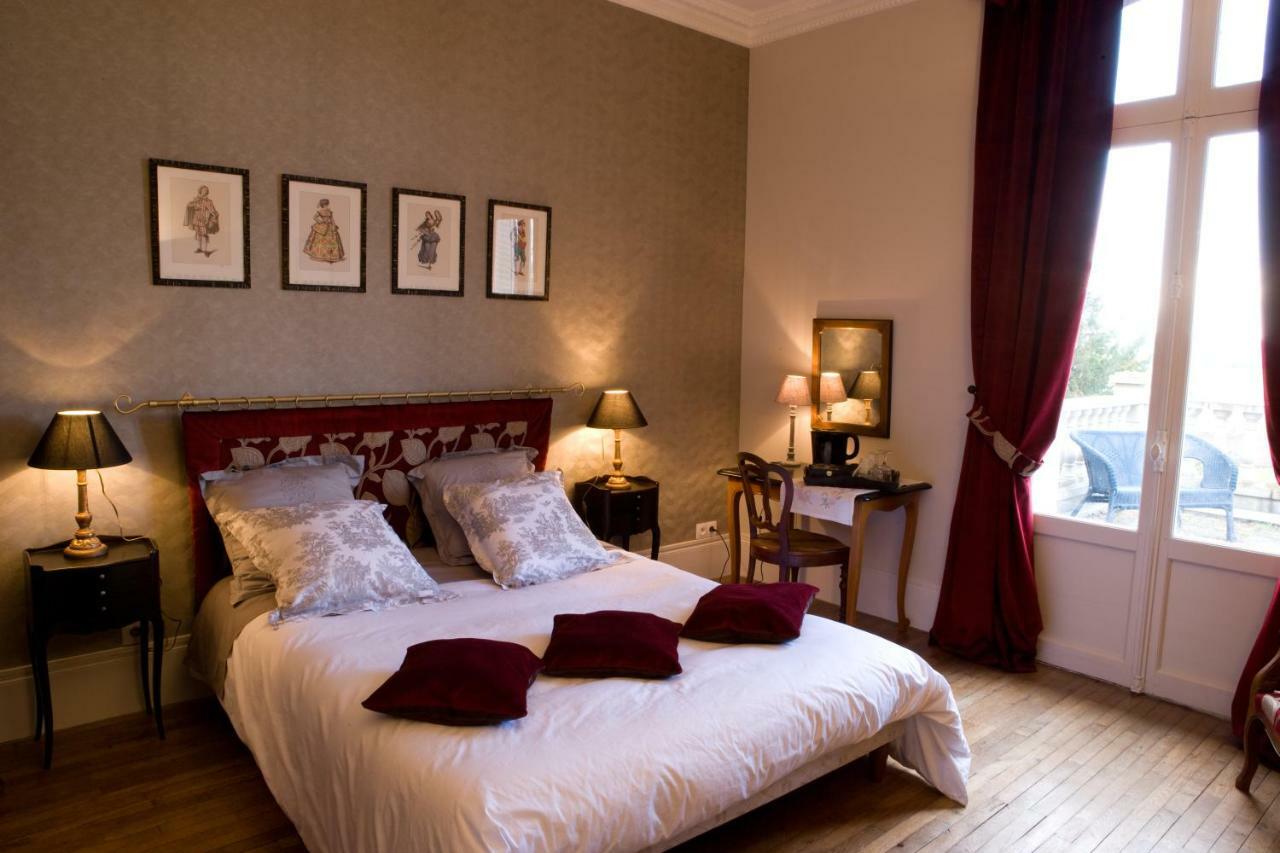 Bed and Breakfast Le Manoir De Crisolles Esterno foto